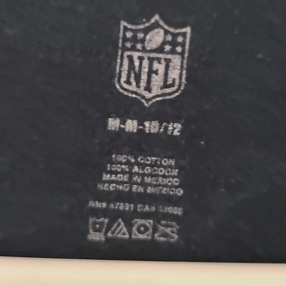 Settle Seahawks Kids Navy Blue Shirt Medium - Picture 2 of 3